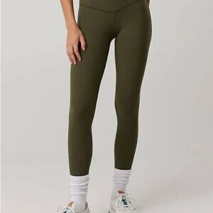 Aerie Real Me Xtra High Waisted Olive Green Women's 7/8 Leggings Size M